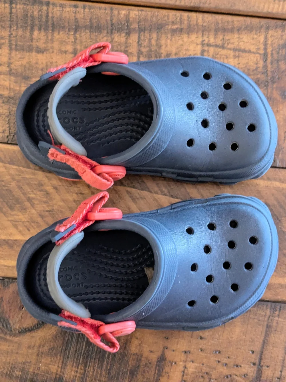 CROCS pre owned